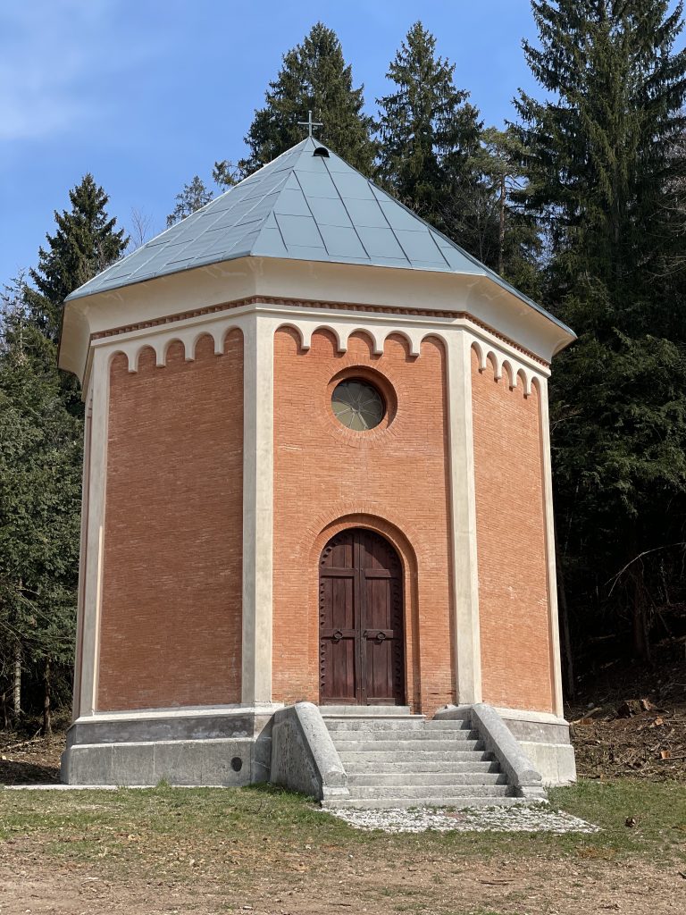 castel-bragher-mausoleo